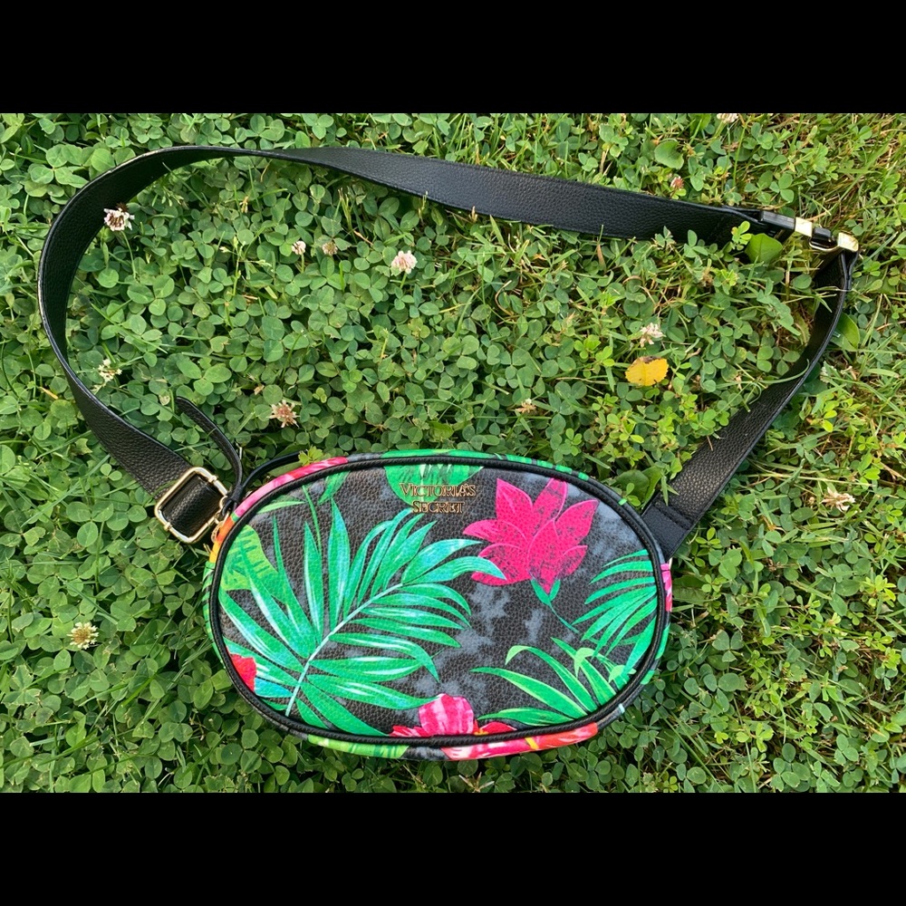 Fanny Pack - Picture 2 of 3